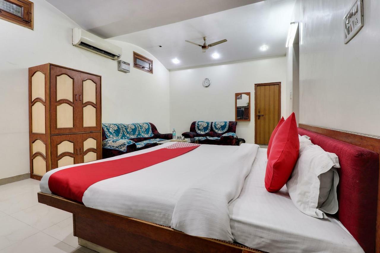 Oyo 43936 Hotel Rajputana Palace Farrukhabad Екстериор снимка